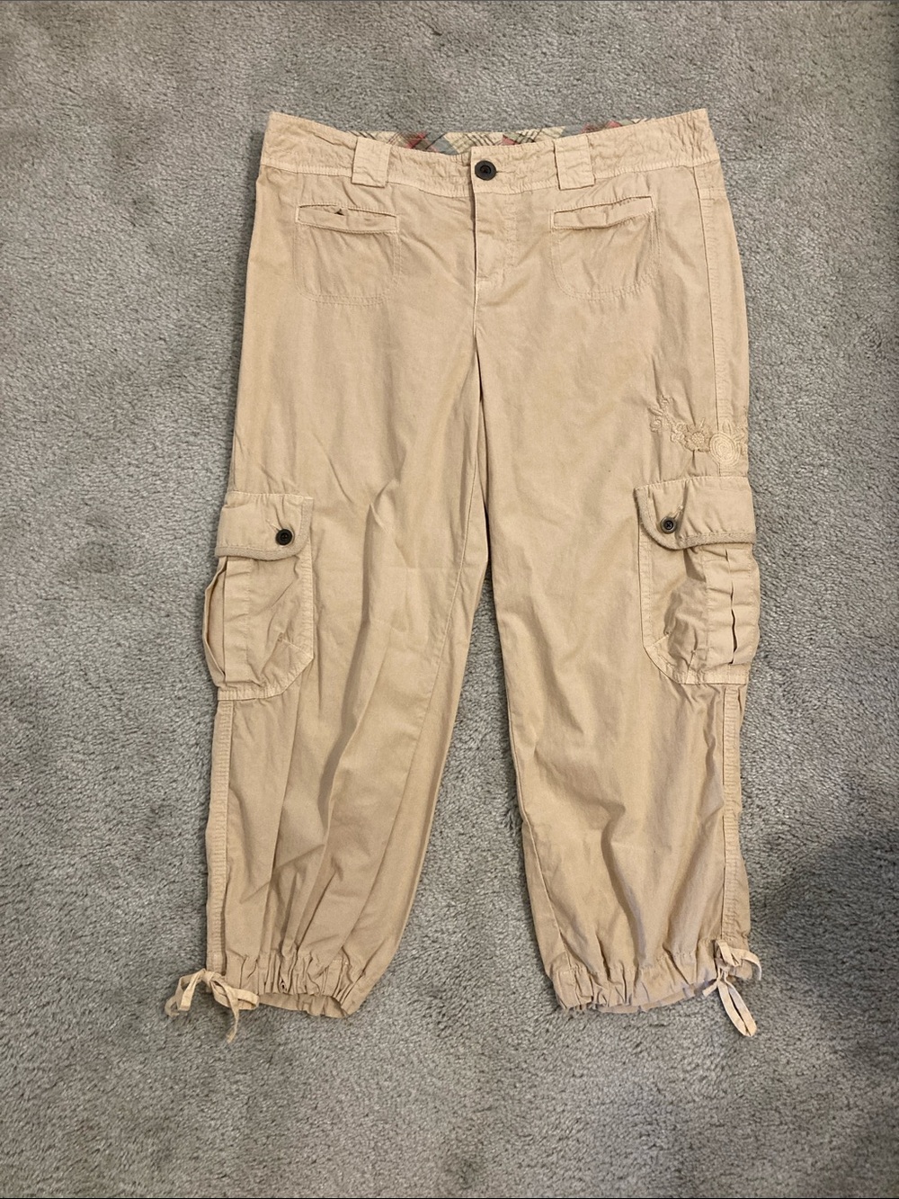 Tommy Hilfiger Khaki Cargo Capris-NWOT